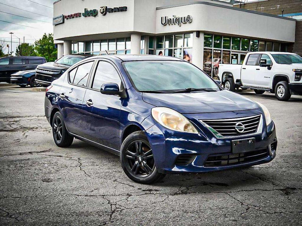 2012 Nissan Versa  Photo