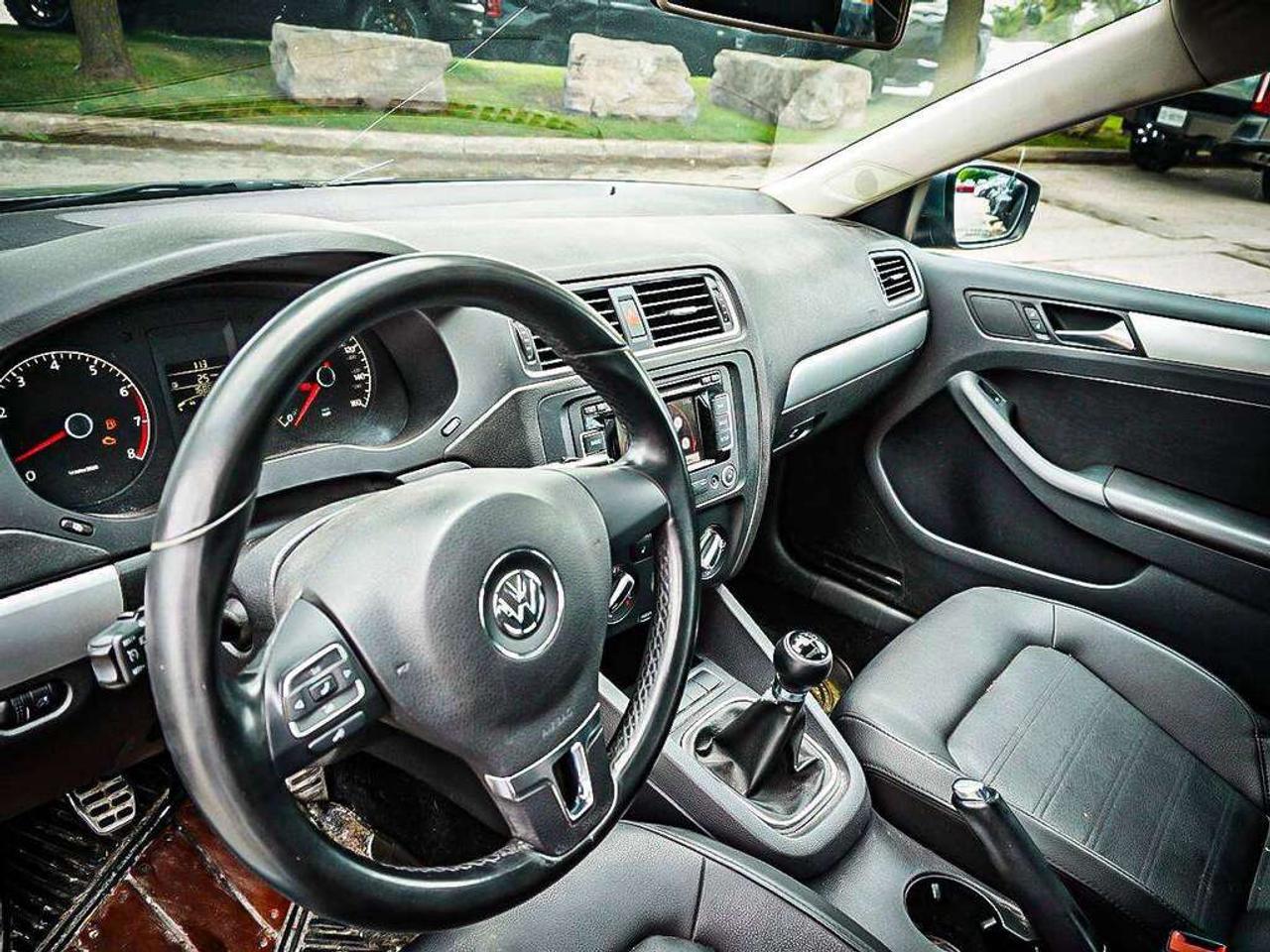 2011 Volkswagen Jetta  Photo