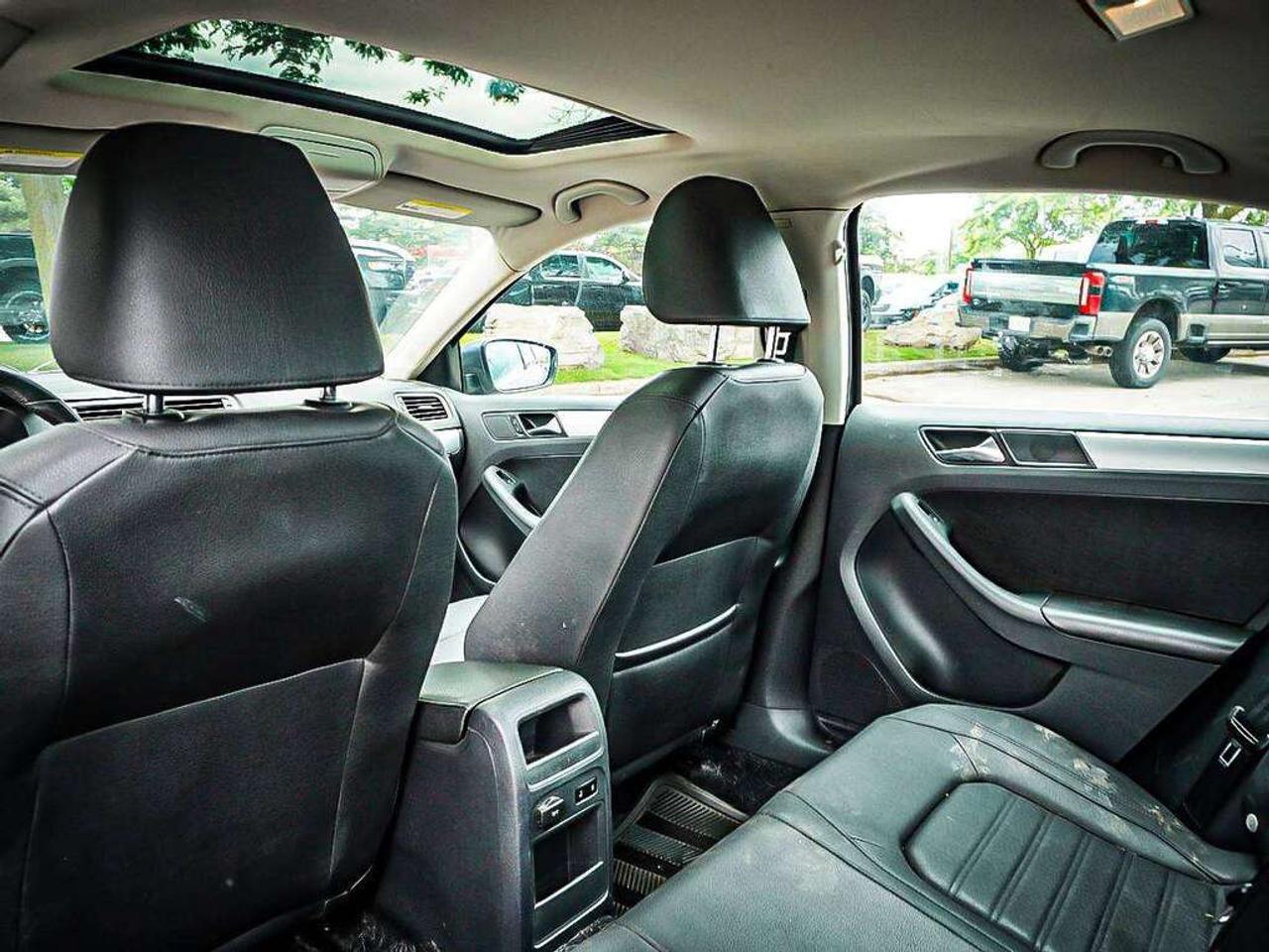 2011 Volkswagen Jetta  Photo