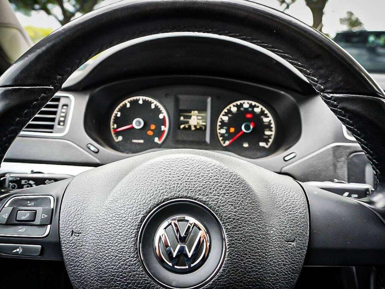 2011 Volkswagen Jetta  Photo