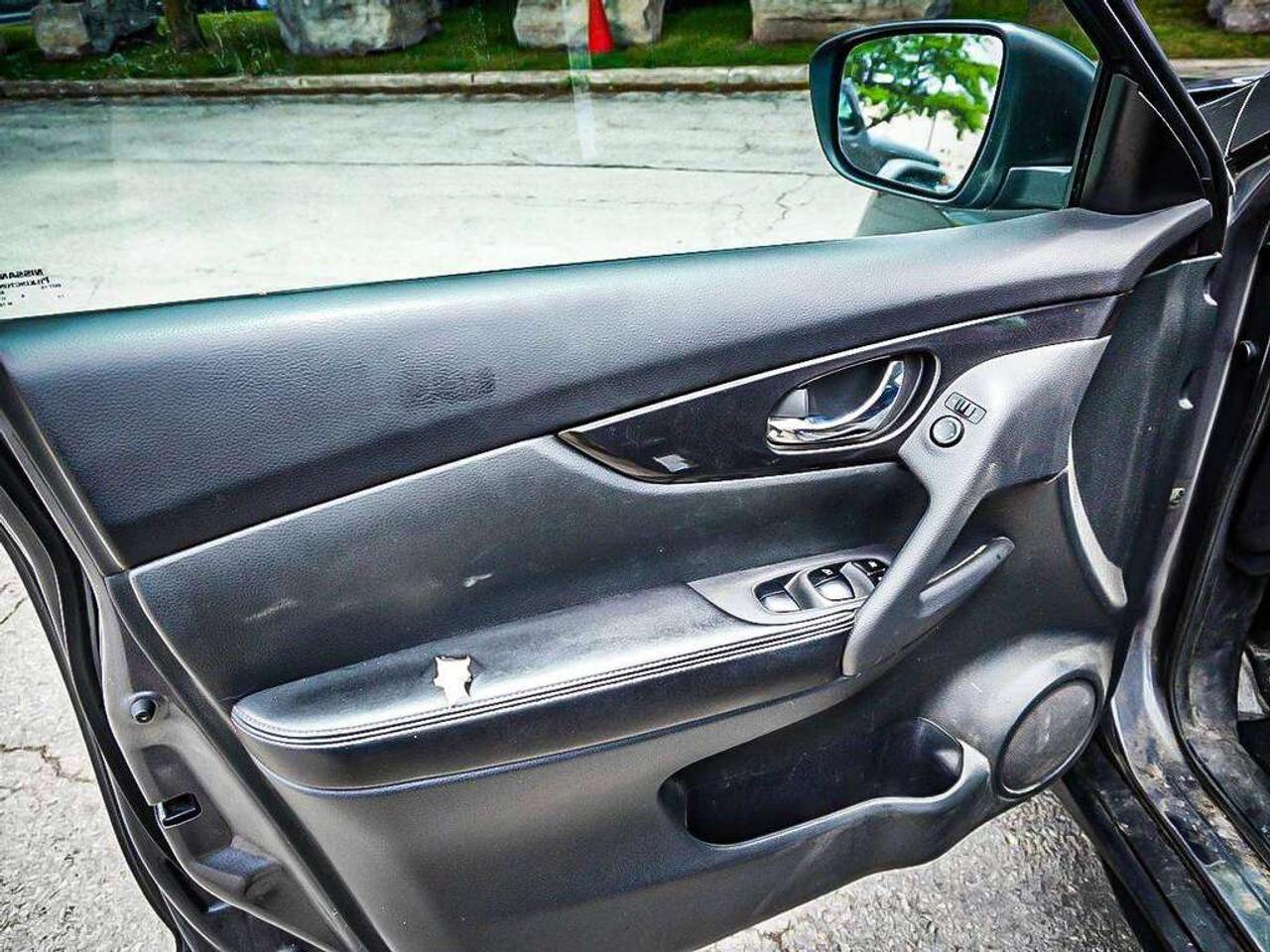 2017 Nissan Rogue  Photo