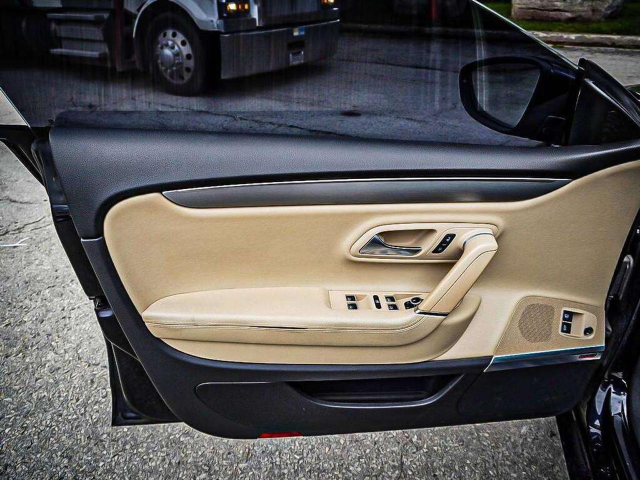 2013 Volkswagen CC  Photo