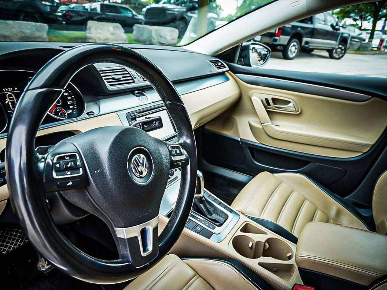 2013 Volkswagen CC  Photo