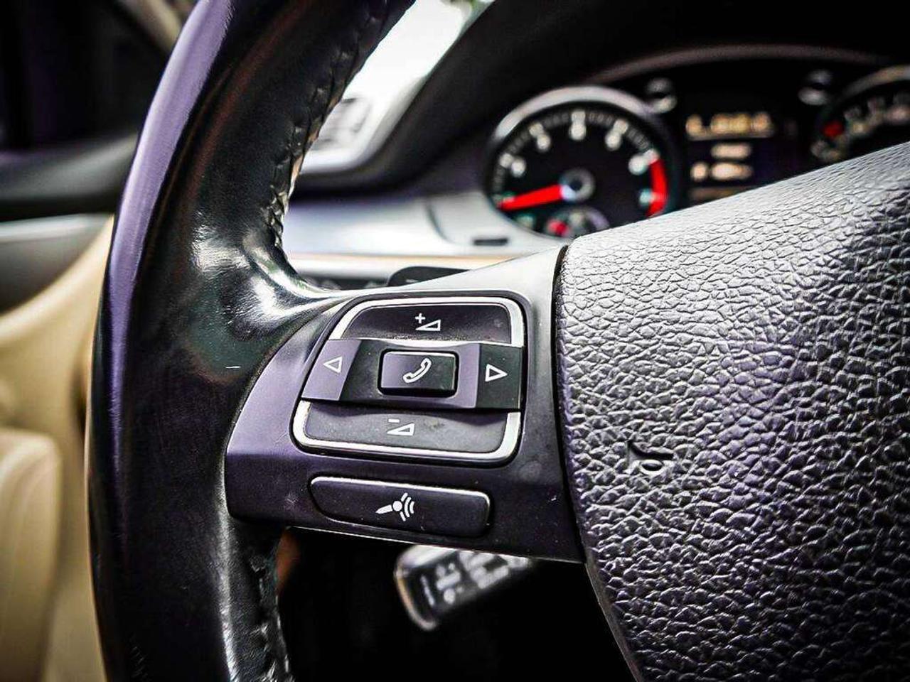 2013 Volkswagen CC  Photo
