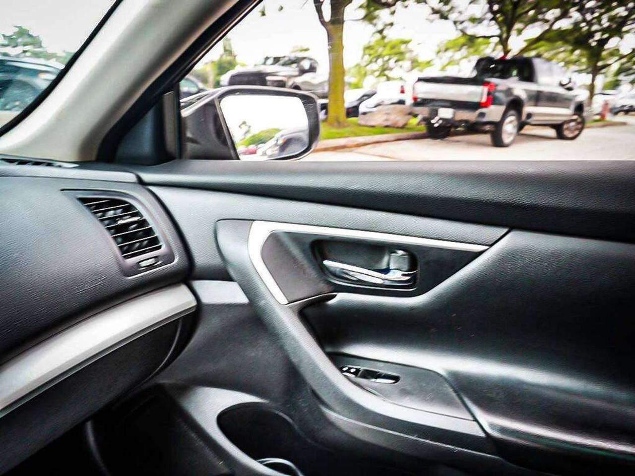 2018 Nissan Altima  Photo