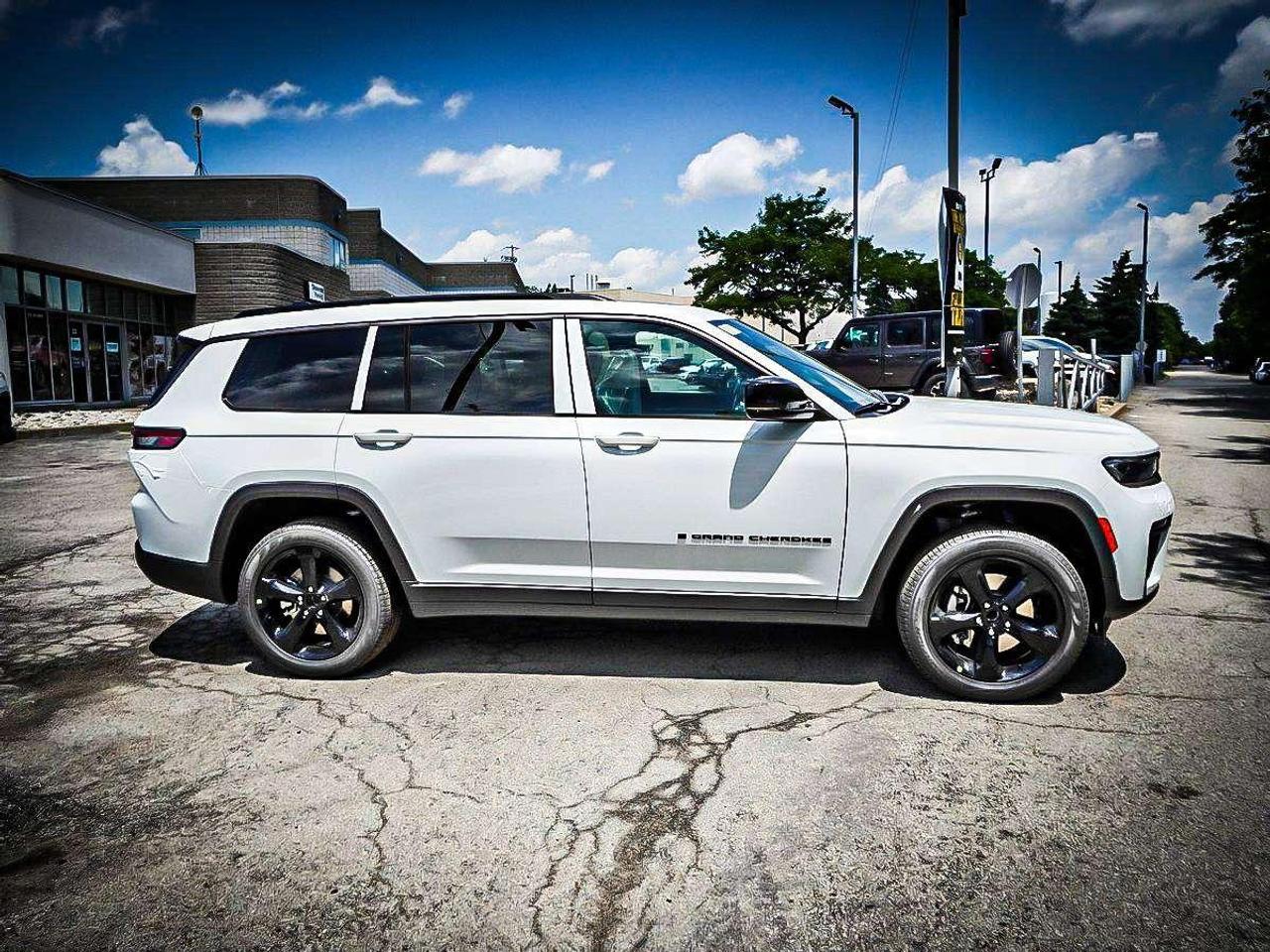 2026 Jeep Grand Cherokee  Photo