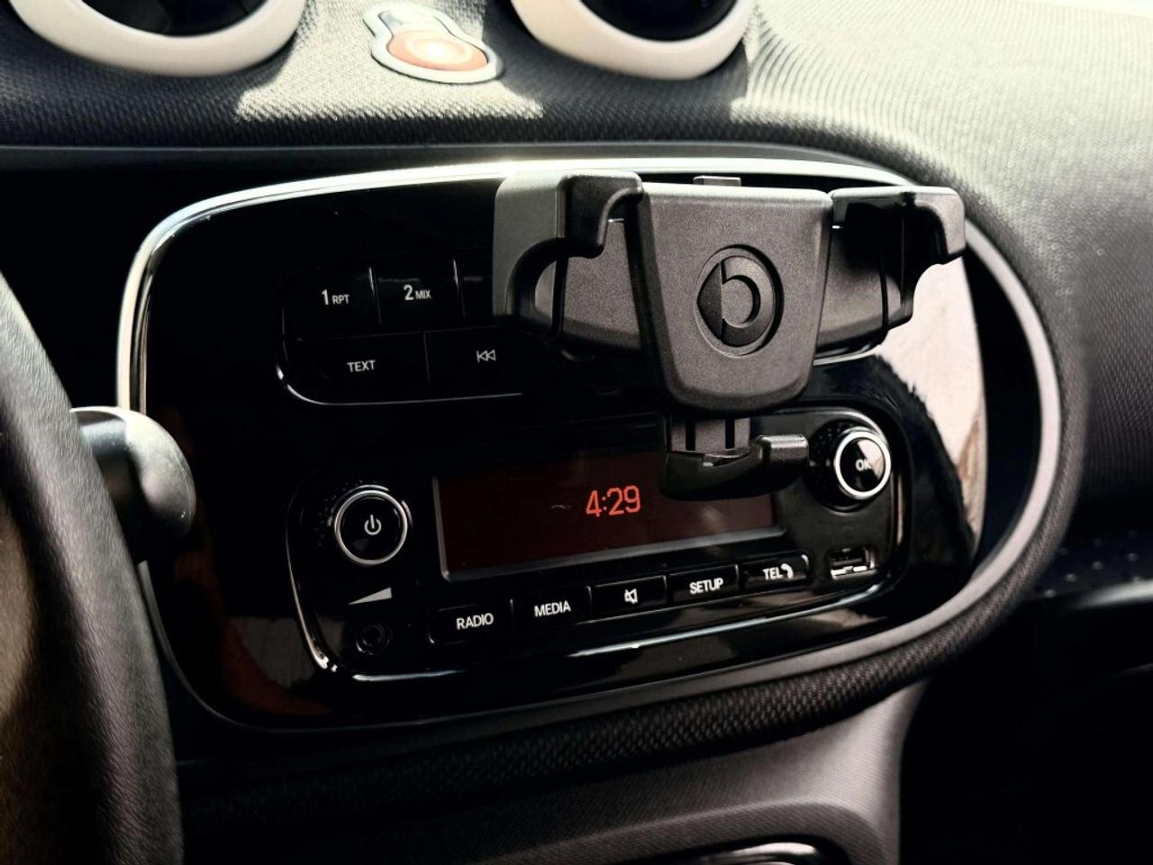 2017 Smart fortwo Pure Photo