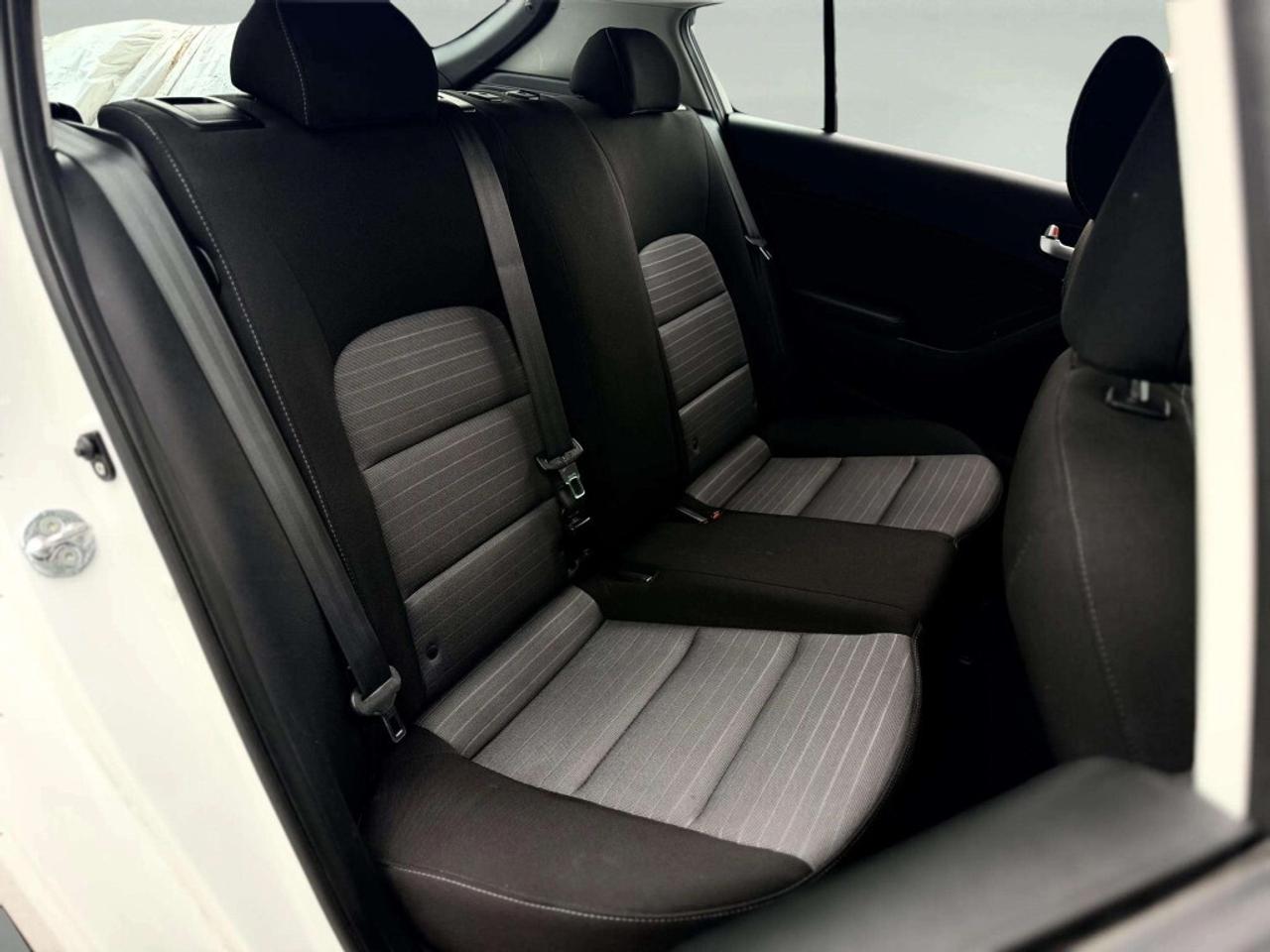 2016 Kia Forte Hatchback Automatic LX+ Photo