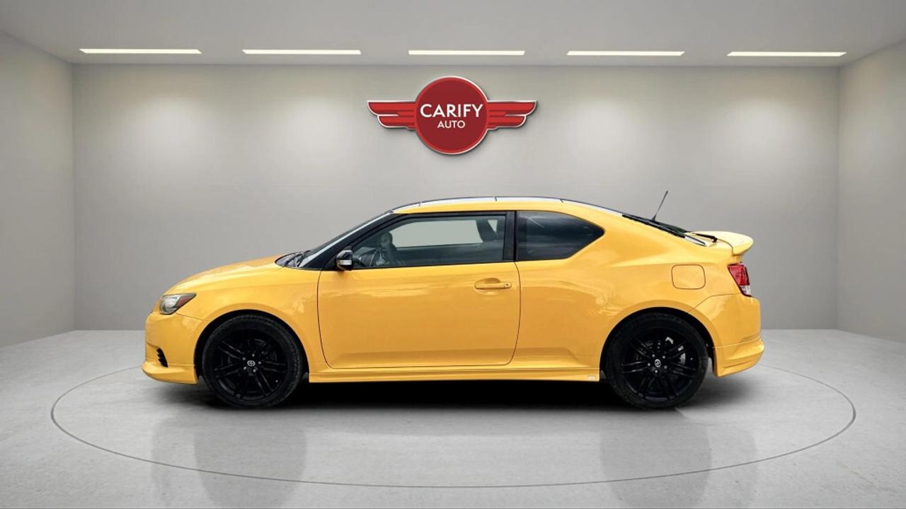 2012 Scion tC LOW KM! Photo4