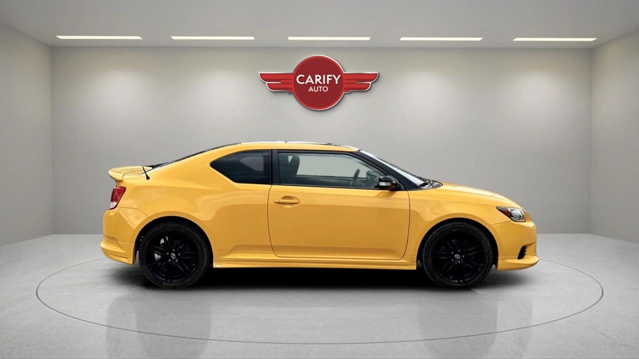 2012 Scion tC LOW KM! Photo3