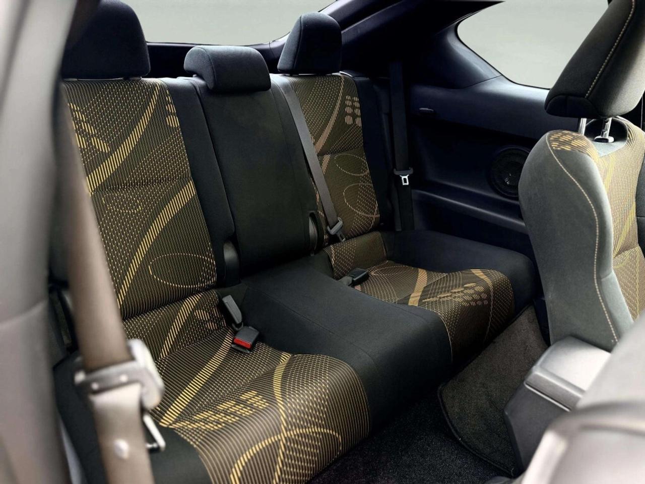 2012 Scion tC LOW KM! Photo