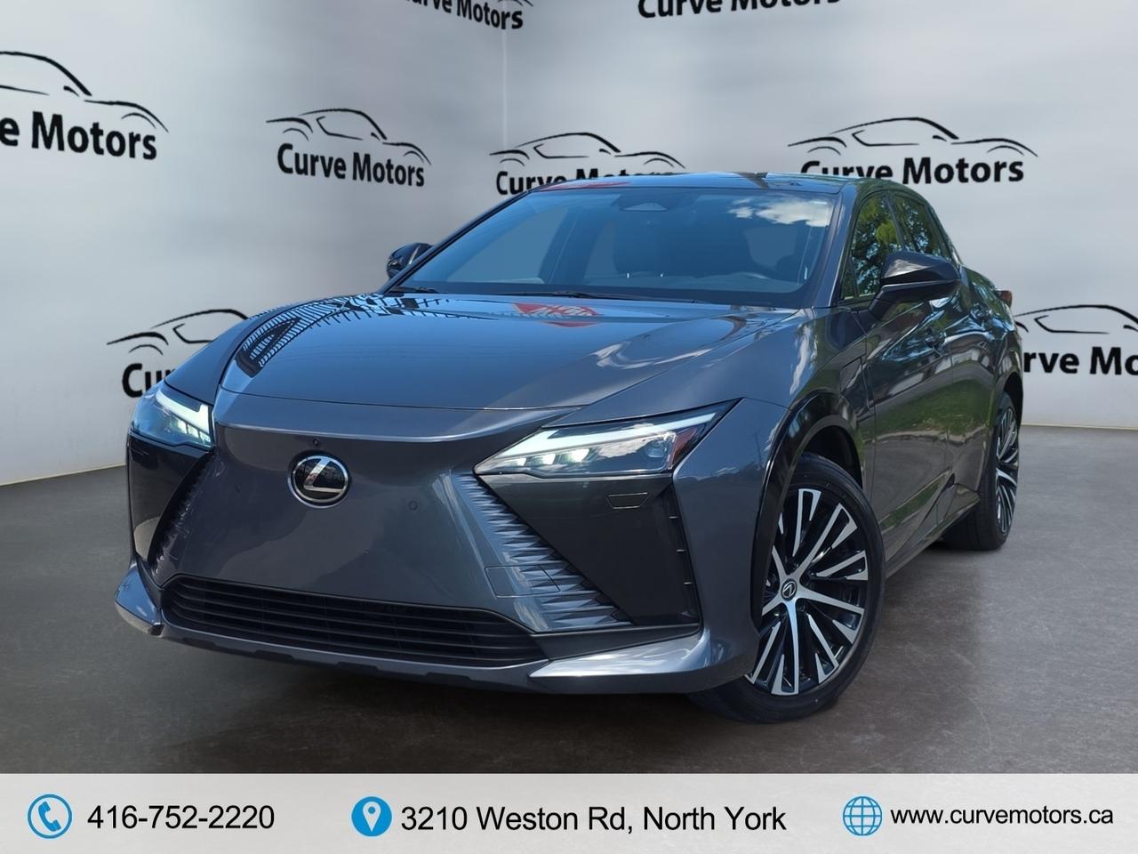 2023 Lexus RZ 450e AWD * 1 OWNER / COOLED SEATS / CARPLAY / PANO Photo2