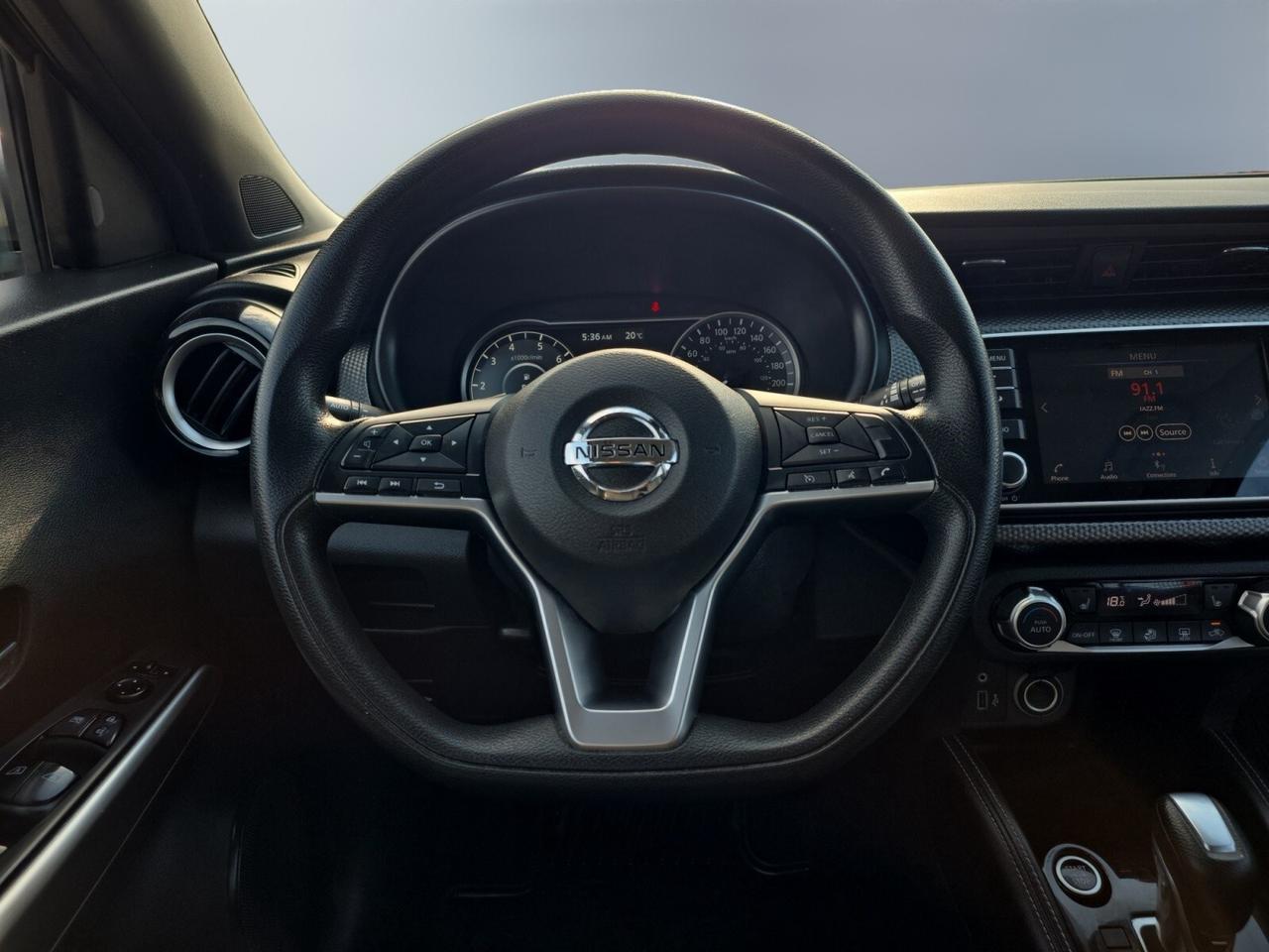 2020 Nissan Kicks SV * NO ACCIDENTS / CARPLAY / BACKUP CAMERA / PARK Photo