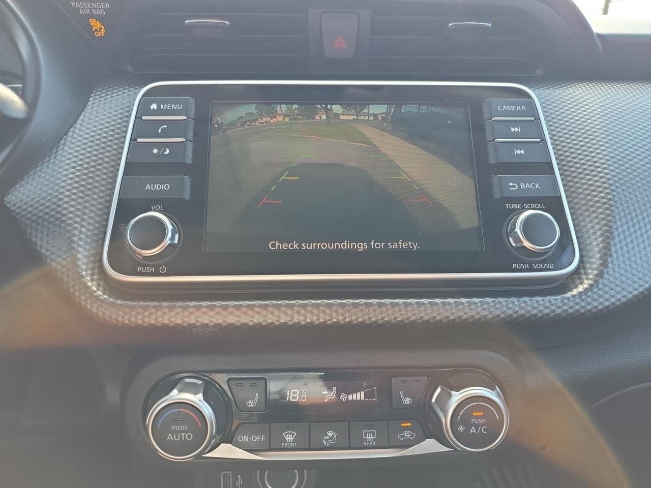 2020 Nissan Kicks SV * NO ACCIDENTS / CARPLAY / BACKUP CAMERA / PARK Photo
