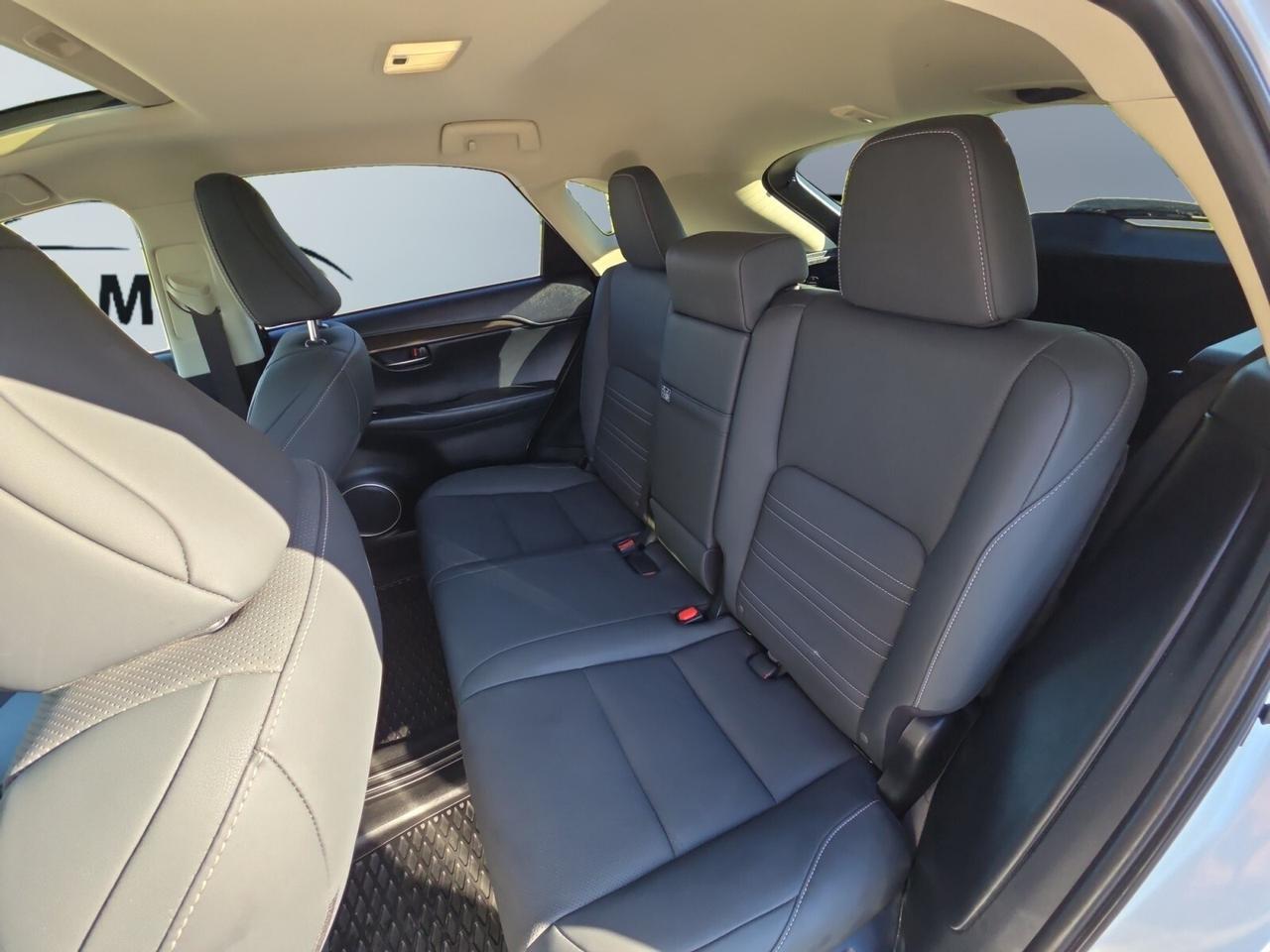 2020 Lexus NX NX 300 AWD * NO ACCIDENTS / DRIVER ASSIST / COOLED Photo