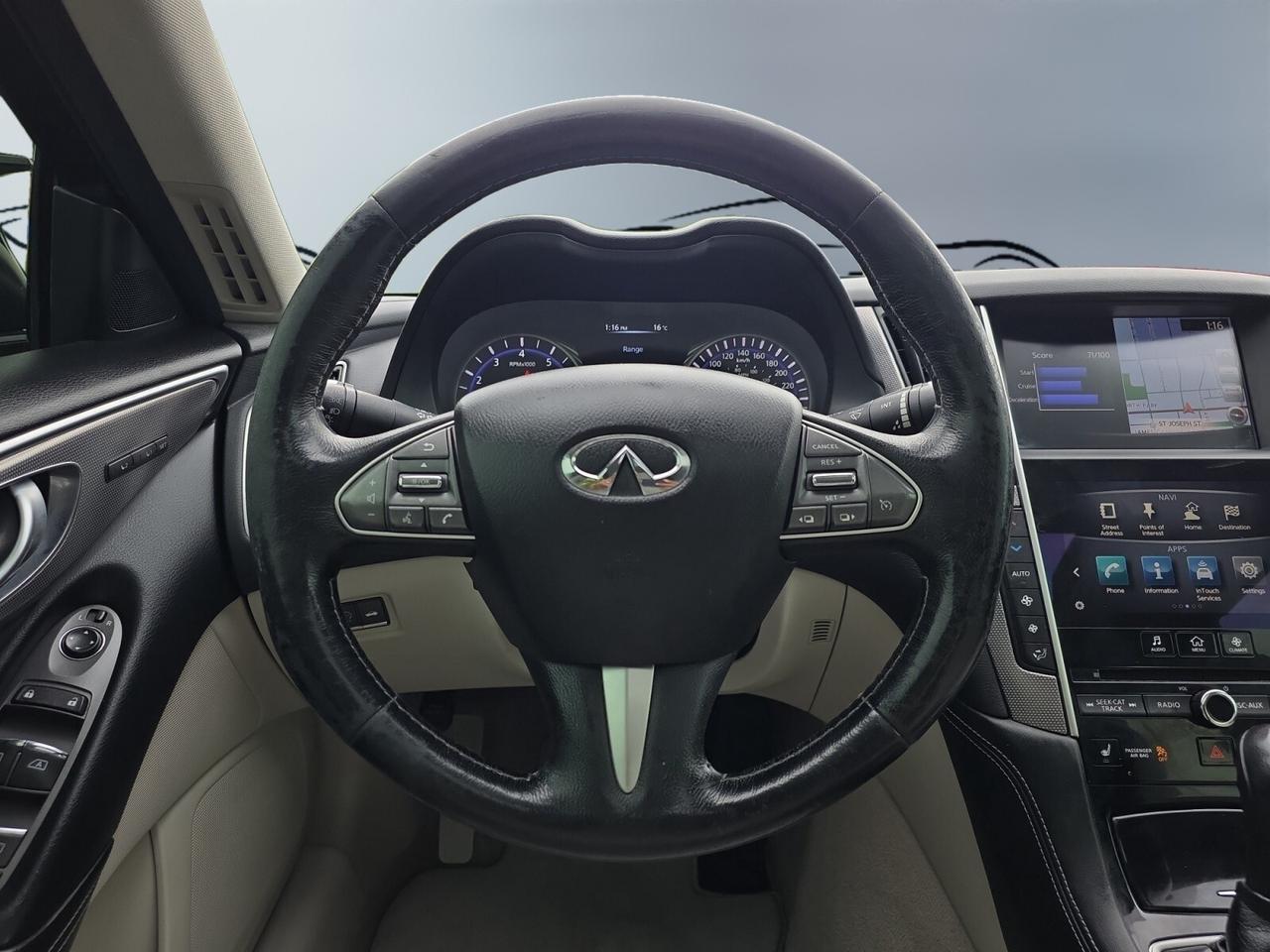 2016 Infiniti Q50 2.0t AWD * SUNROOF / CAMERA / XENON LIGHTS / HEATE Photo