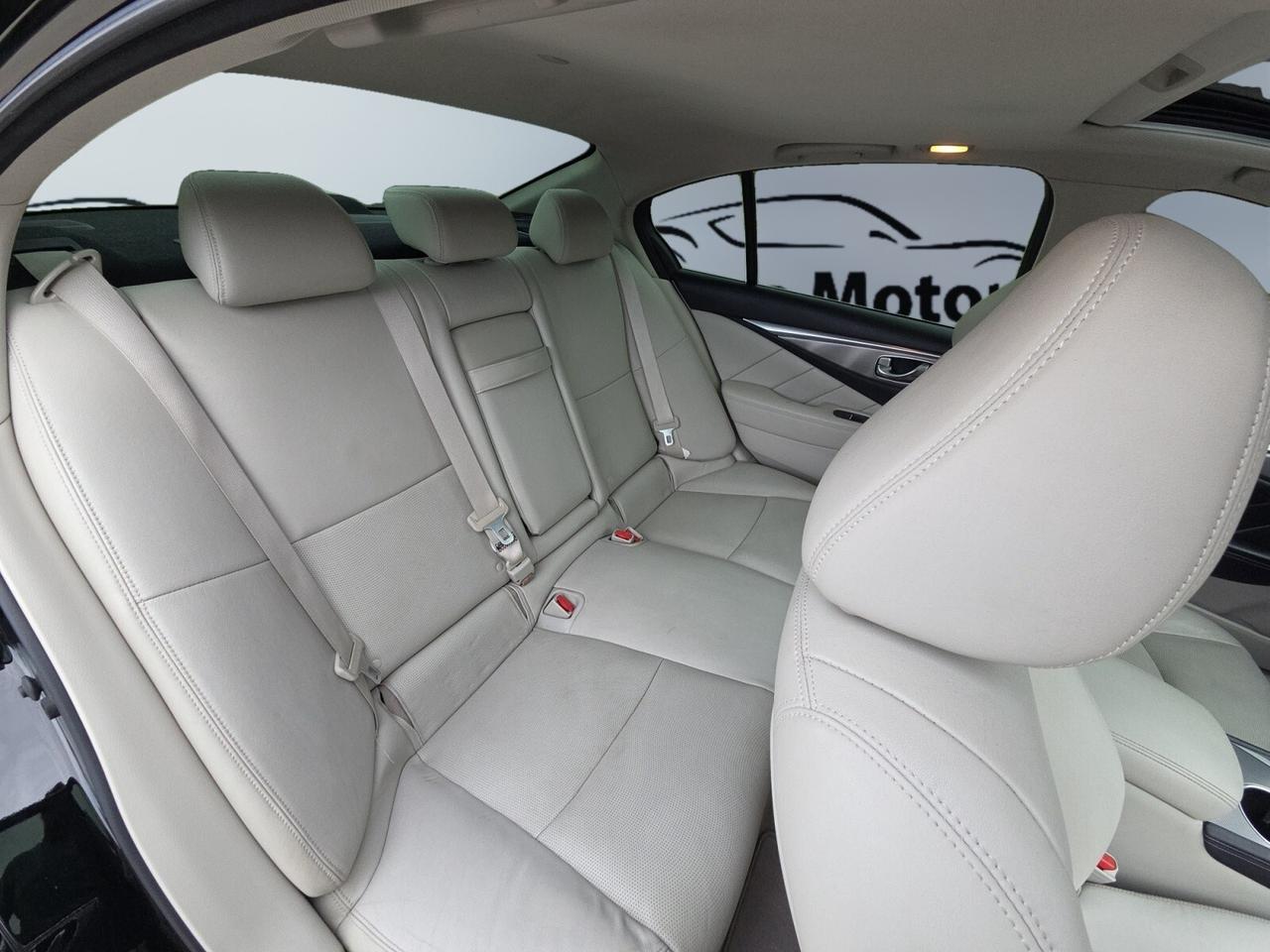 2016 Infiniti Q50 2.0t AWD * SUNROOF / CAMERA / XENON LIGHTS / HEATE Photo