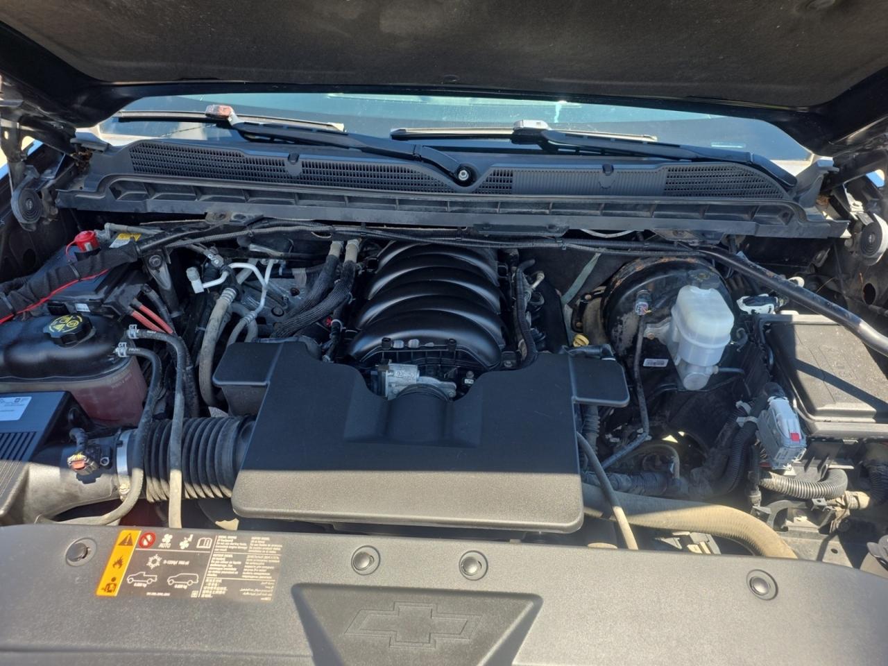 2018 Chevrolet Silverado 1500 4WD Crew Cab 143.5 Custom * NO ACCIDENTS / LOW KM Photo