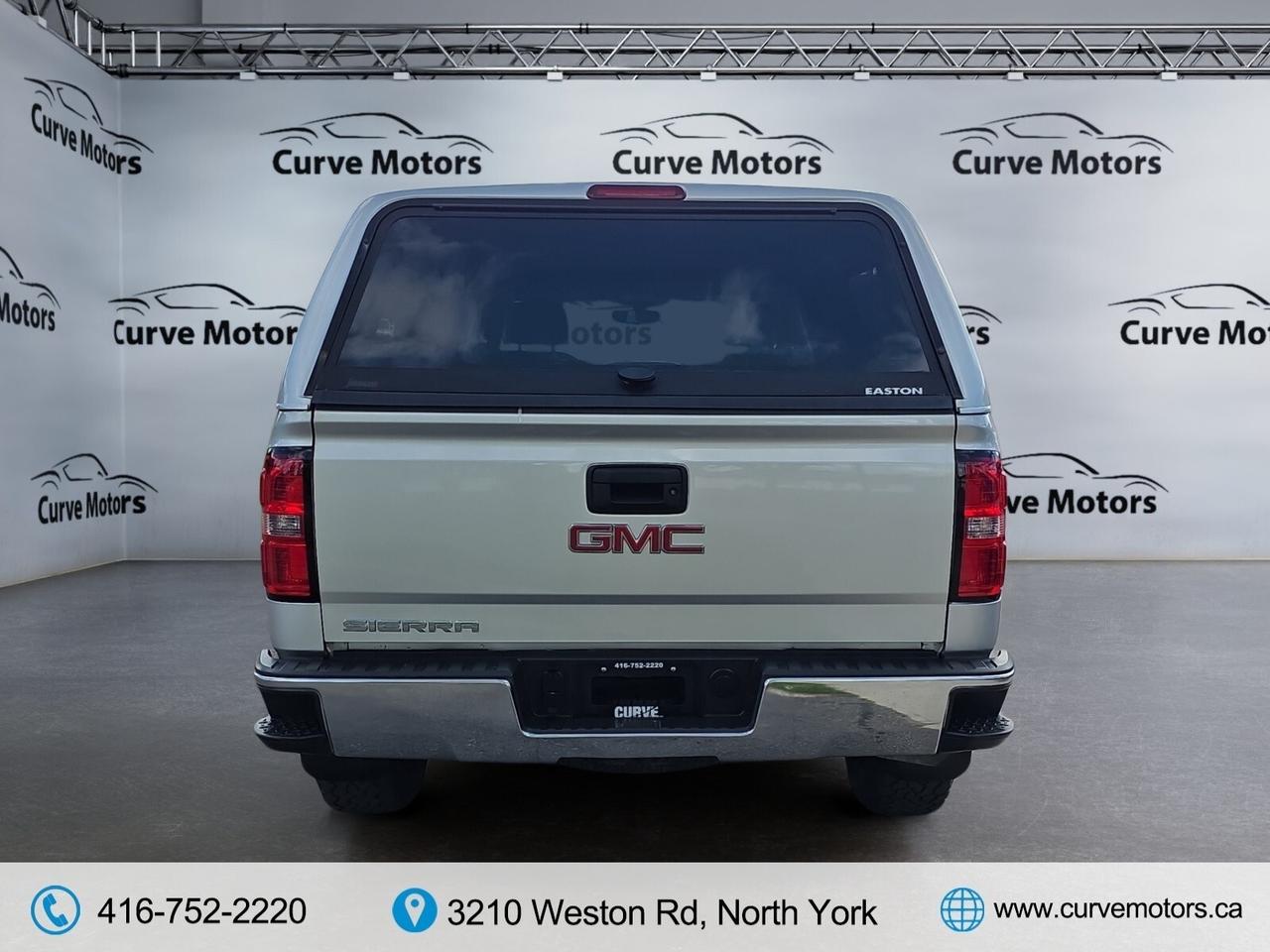 2017 GMC Sierra 1500 Crew Cab 143.5 * NO ACCIDENTS / 1 OWNER / FULL SER Photo