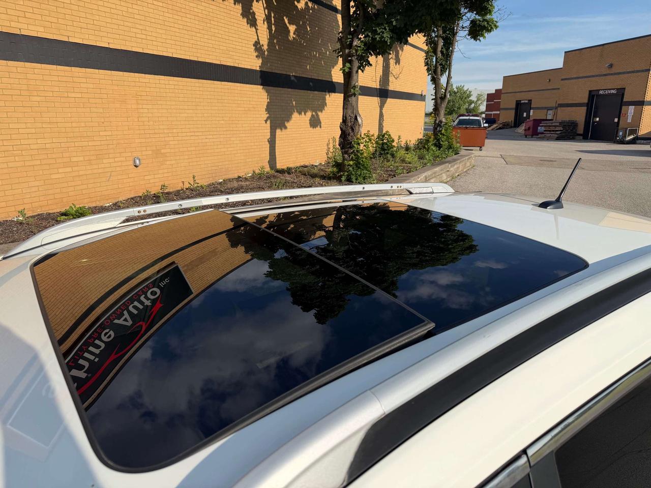 2014 Nissan Rogue SL AWD PANO ROOF BLIND SPOT 360 CAMERA Photo