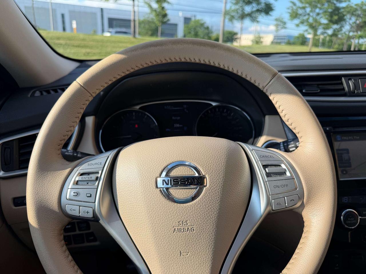 2014 Nissan Rogue SL AWD PANO ROOF BLIND SPOT 360 CAMERA Photo