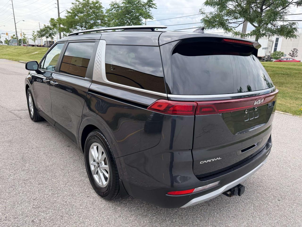 2023 Kia Carnival LX+ Power Doors Remote Start Certified Photo