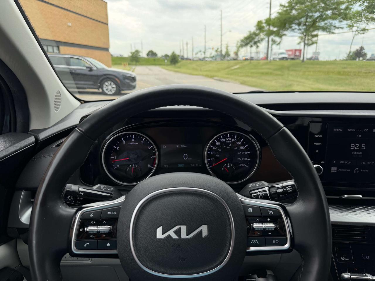 2023 Kia Carnival LX+ Power Doors Remote Start Certified Photo