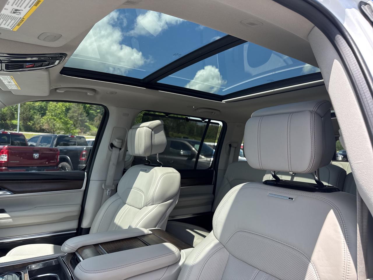 2022 Jeep Grand Wagoneer Series I Photo