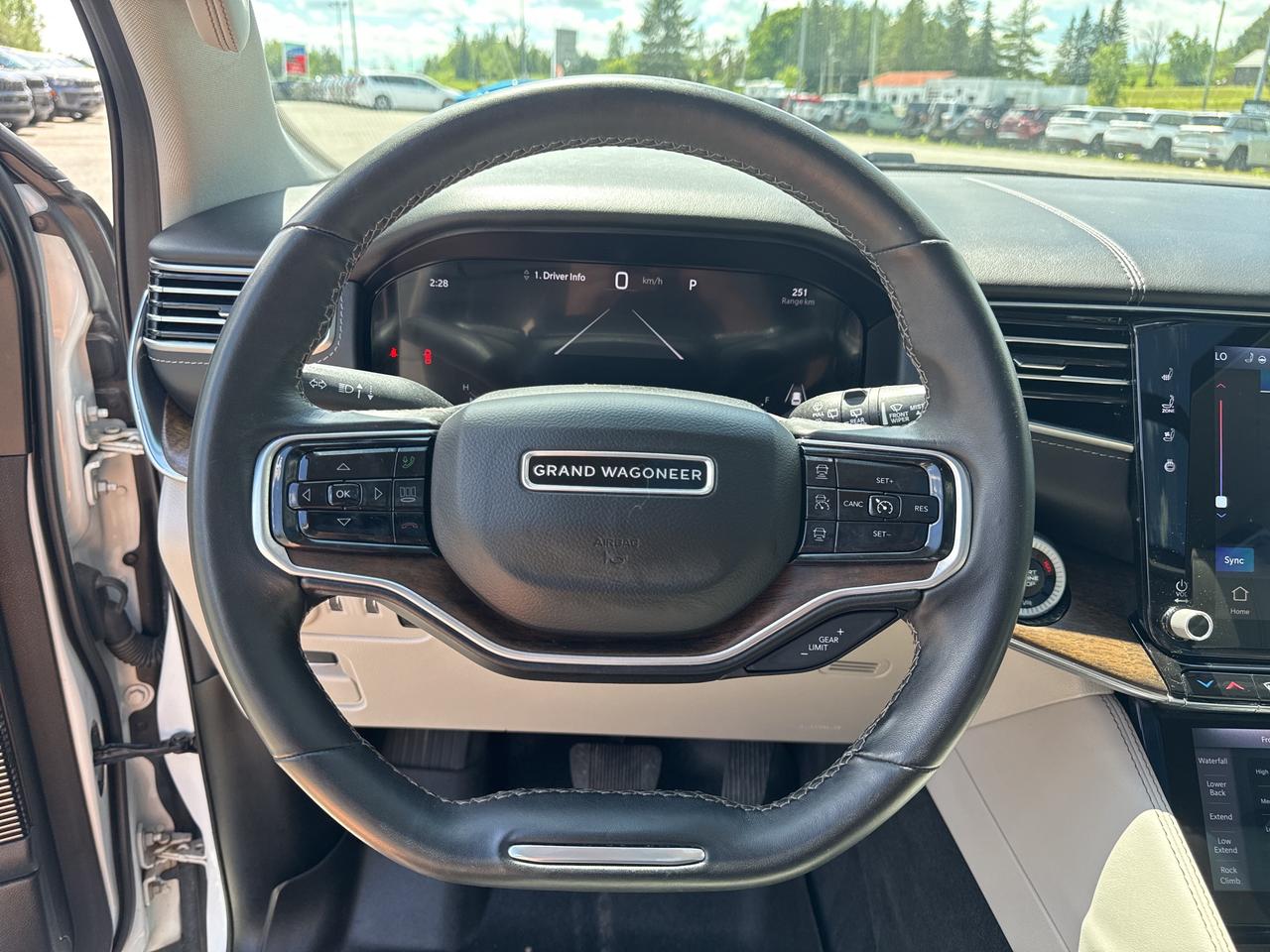 2022 Jeep Grand Wagoneer Series I Photo