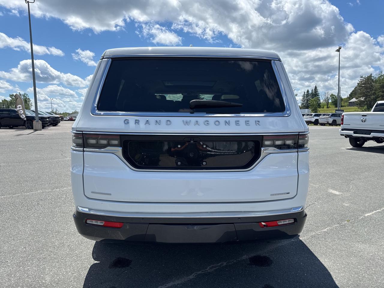 2022 Jeep Grand Wagoneer Series I Photo