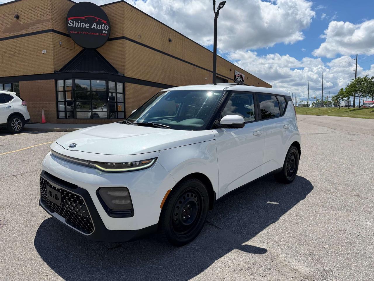 2020 Kia Soul EX Sunroof Certified 2 sets of wheels Photo