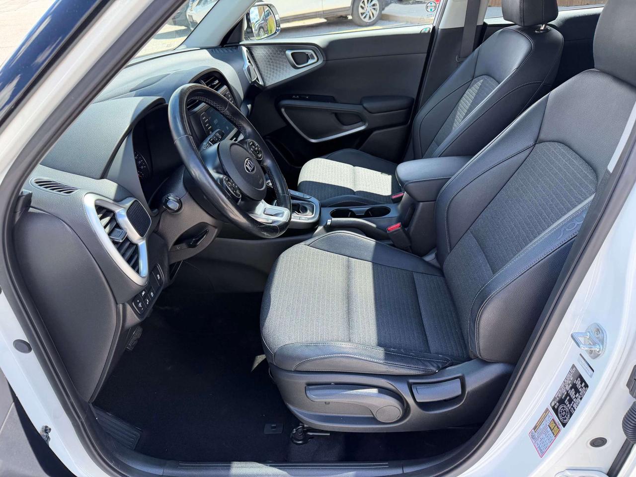 2020 Kia Soul EX Sunroof Certified 2 sets of wheels Photo