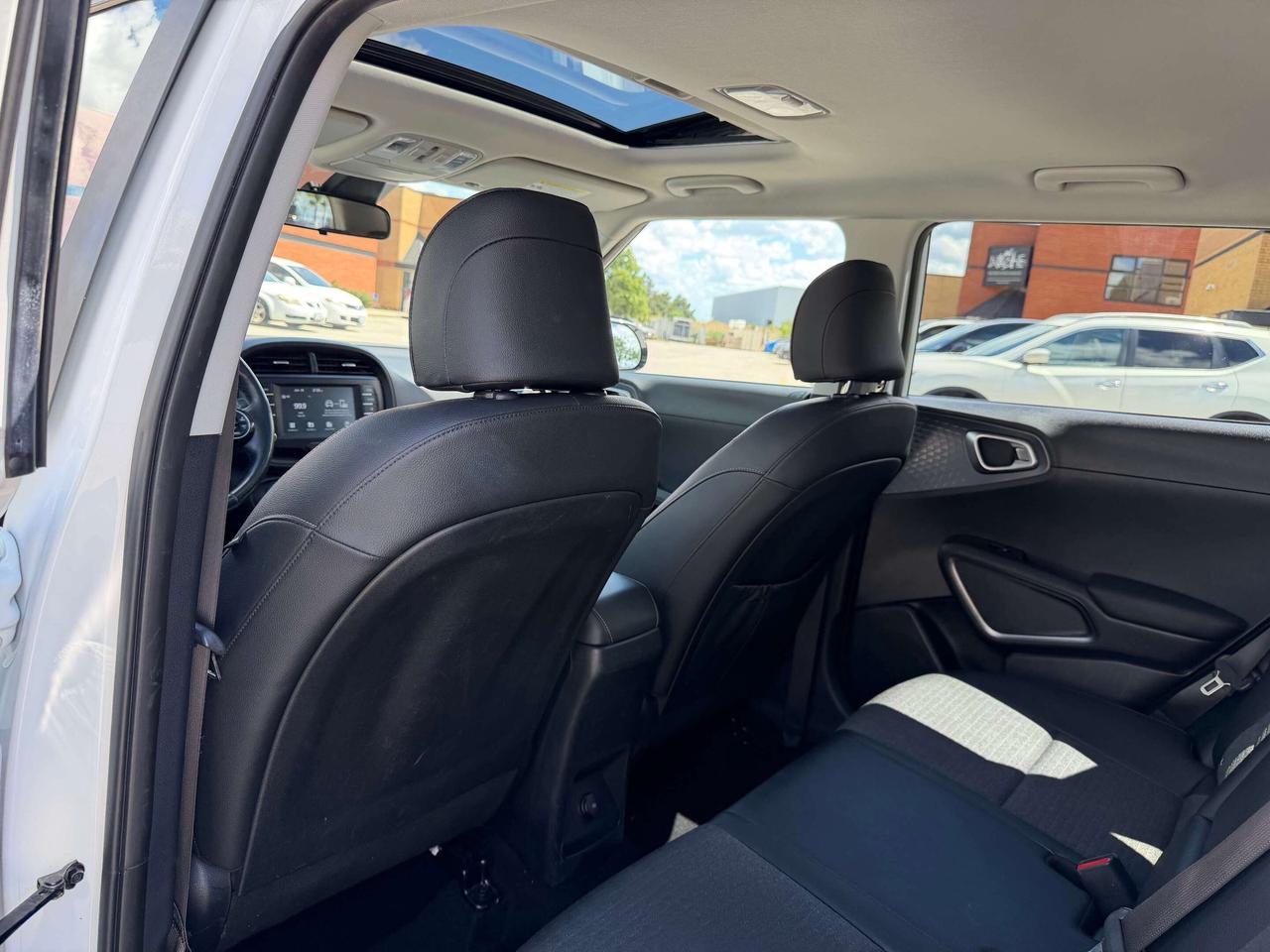 2020 Kia Soul EX Sunroof Certified 2 sets of wheels Photo