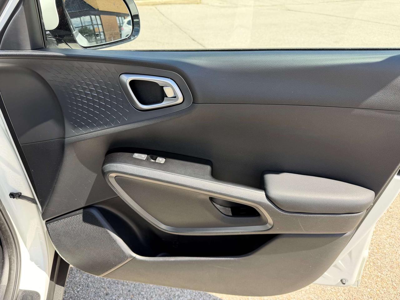2020 Kia Soul EX Sunroof Certified 2 sets of wheels Photo