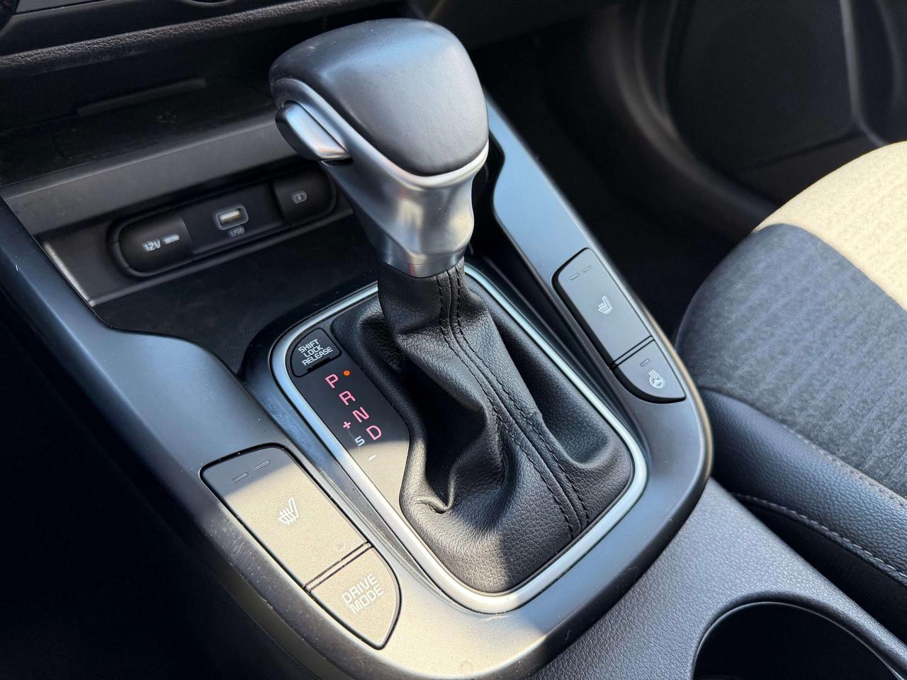 2020 Kia Soul EX Sunroof Certified 2 sets of wheels Photo