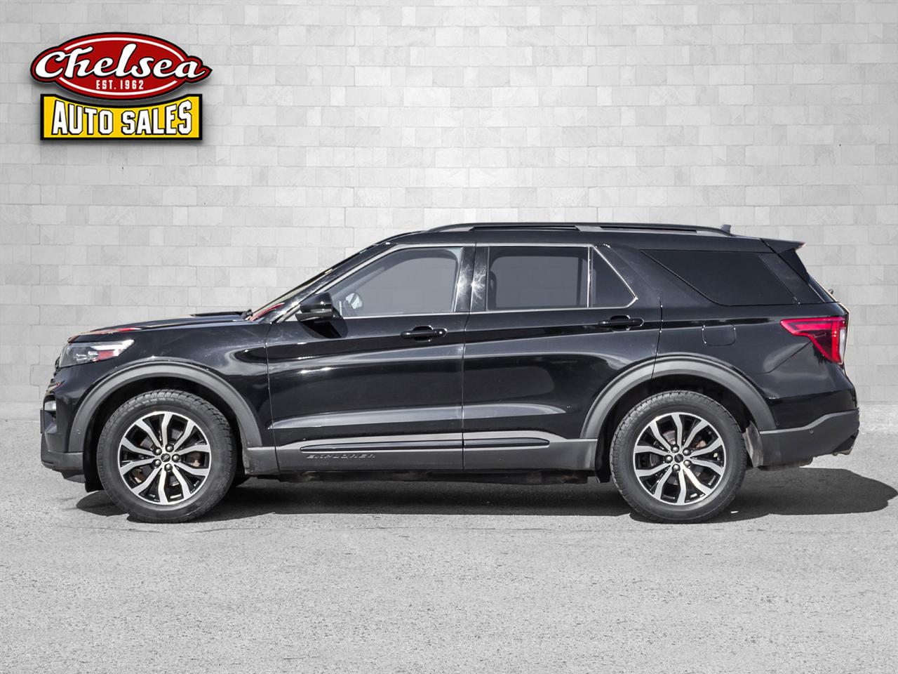 2020 Ford Explorer ST AWD Photo