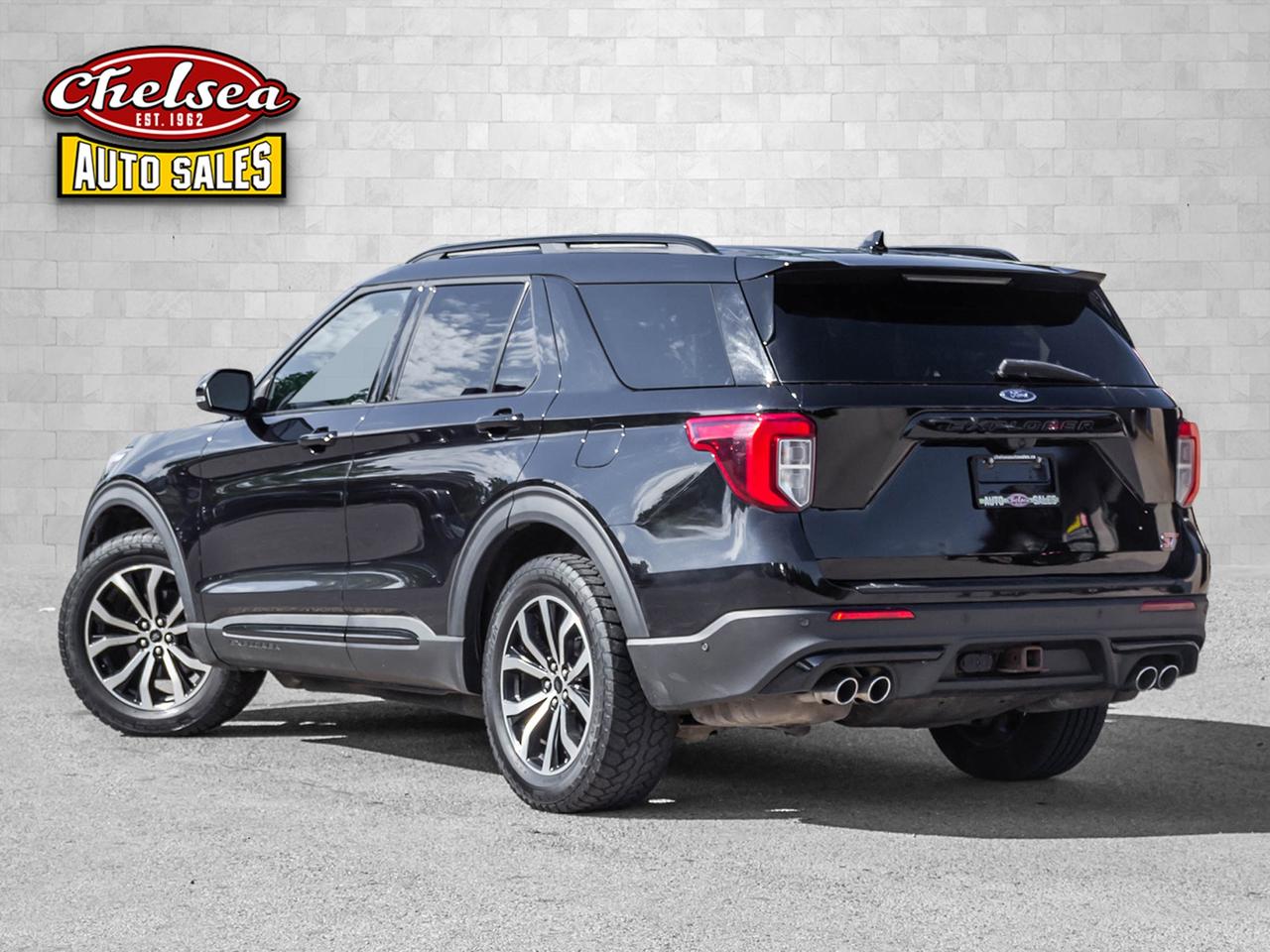 2020 Ford Explorer ST AWD Photo