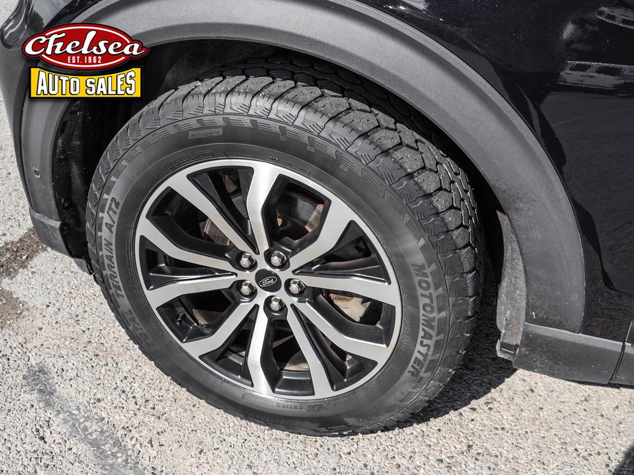 2020 Ford Explorer ST AWD Photo3
