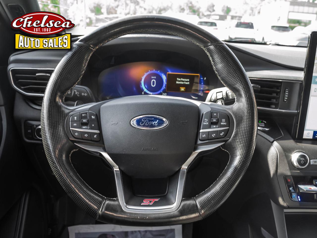 2020 Ford Explorer ST AWD Photo