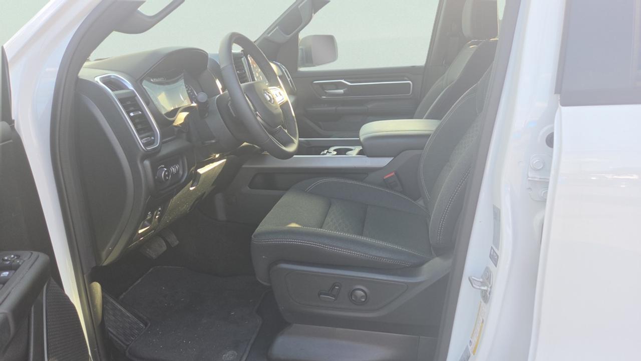 2025 RAM 1500 Big Horn/Lone Star Photo