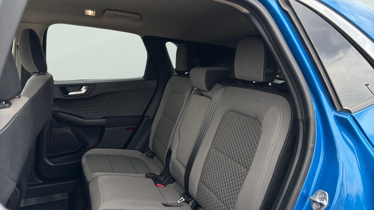 2020 Ford Escape SE Photo