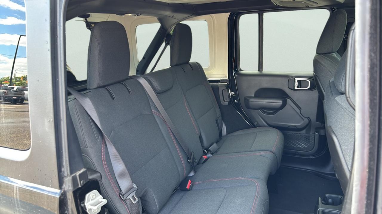 2026 Jeep Wrangler RUBICON Photo