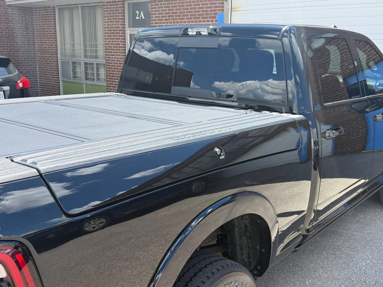 2023 RAM 2500 LIMITED   4x4 CREW CAB 6'4 BOX   NO ACCIDENT   ONE Photo