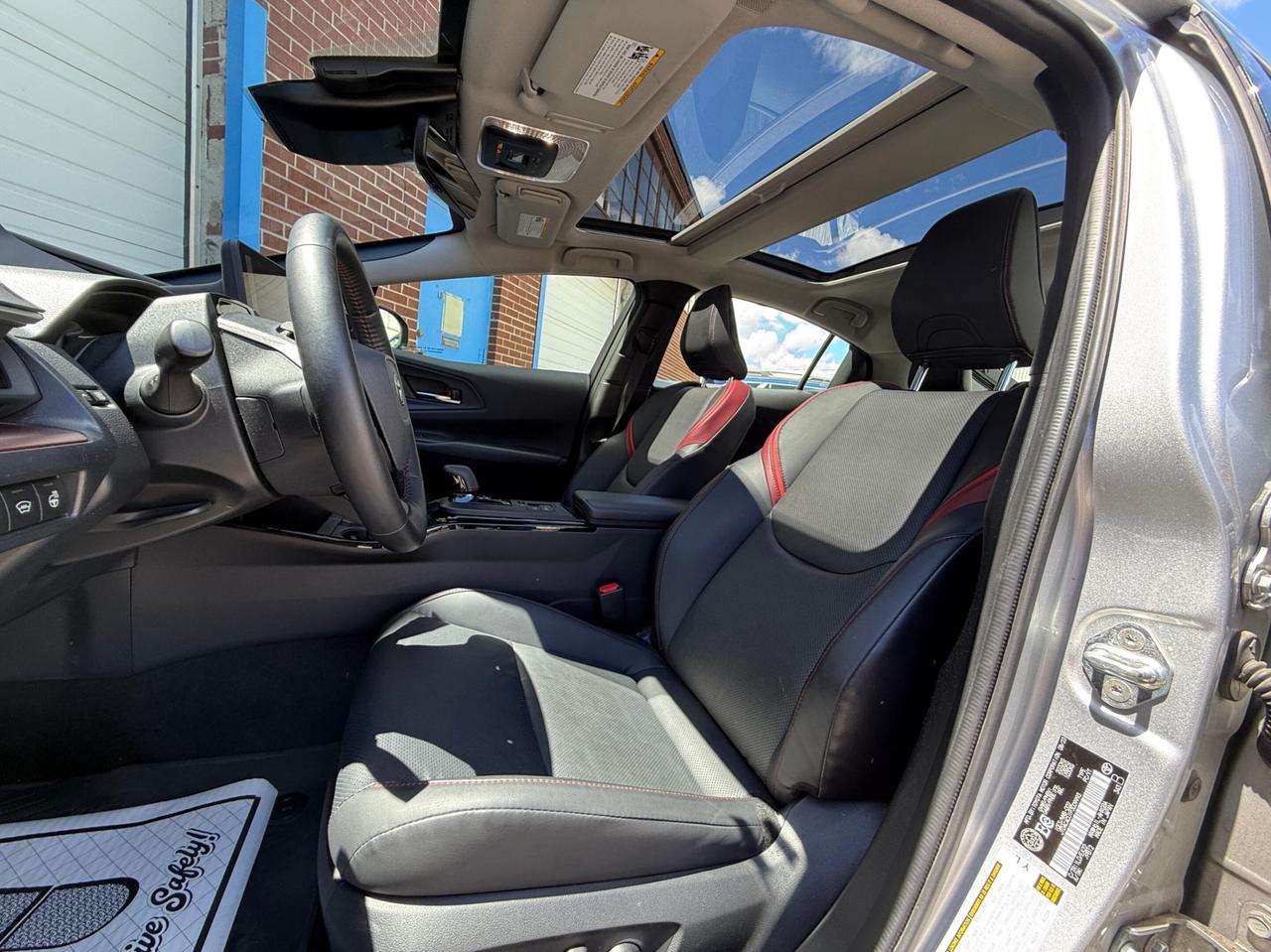 2023 Toyota Prius Prime XSE   PLUG-IN HYBRID   NO ACCIDENT   ONE OWNER Photo