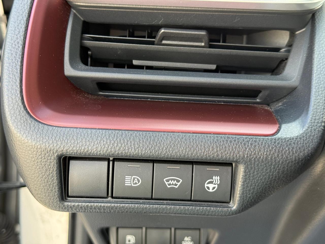 2023 Toyota Prius Prime XSE   PLUG-IN HYBRID   NO ACCIDENT   ONE OWNER Photo