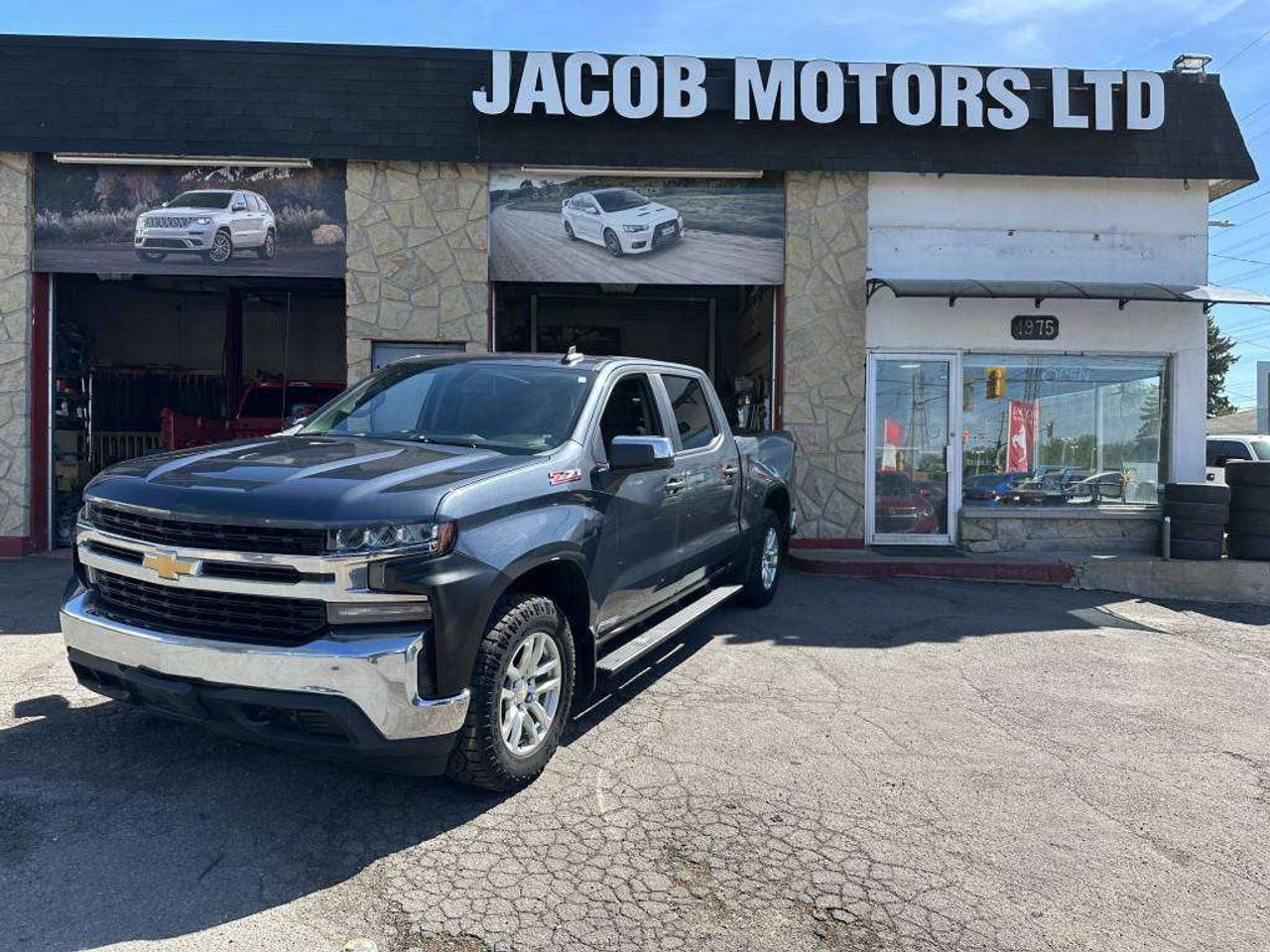 2020 Chevrolet 1500 LT Photo0