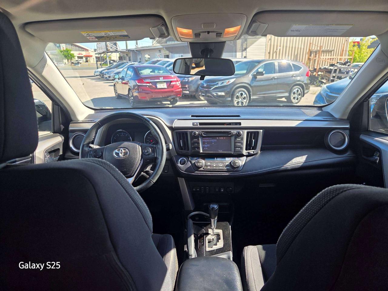2018 Toyota RAV4 XLE Photo
