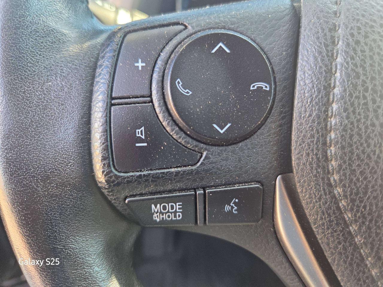2018 Toyota RAV4 XLE Photo
