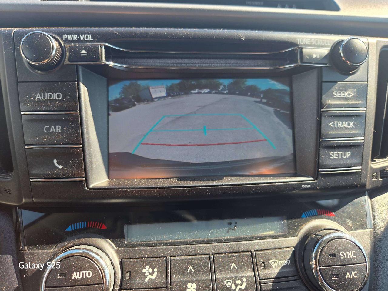 2018 Toyota RAV4 XLE Photo