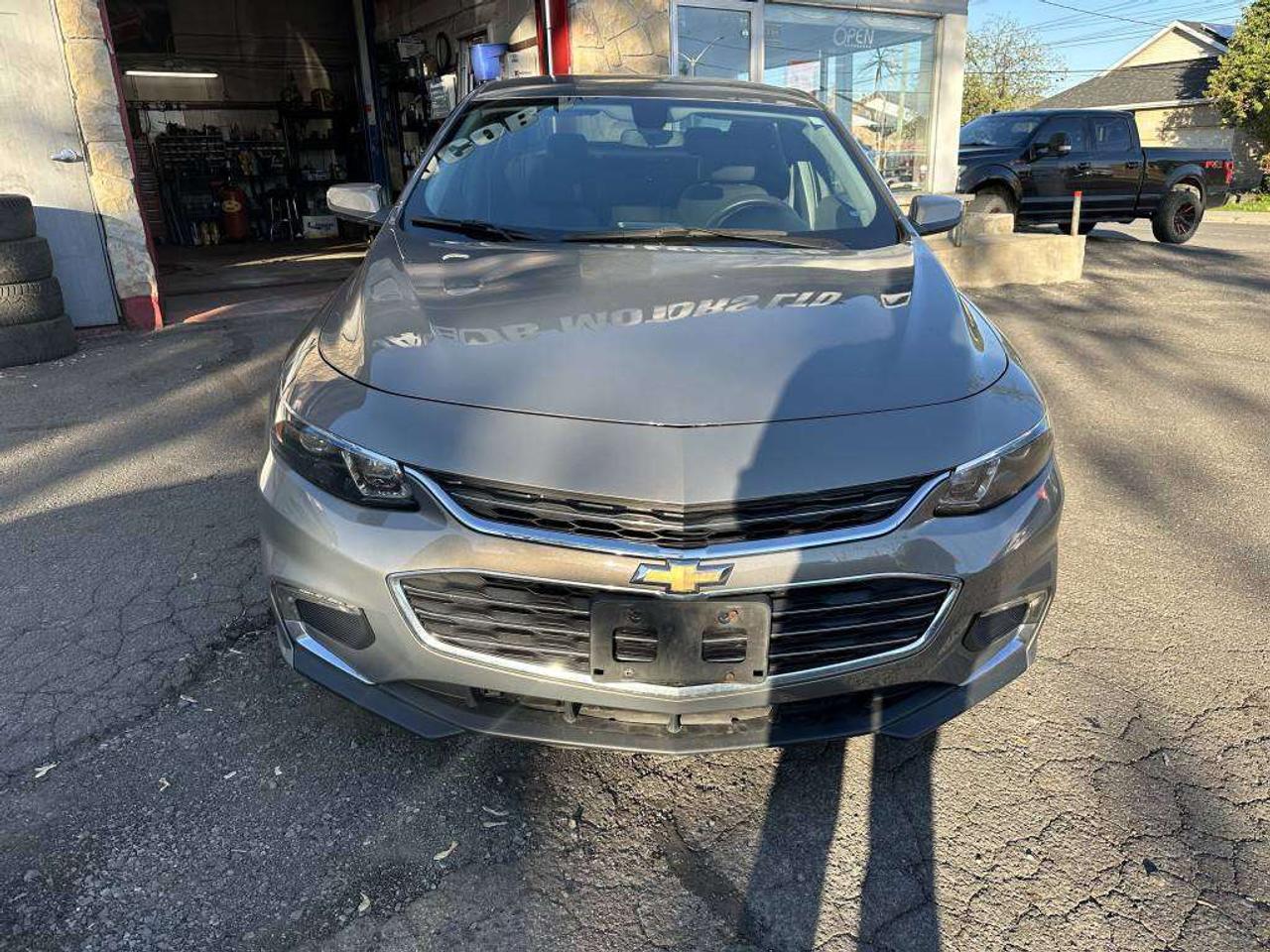 2017 Chevrolet Malibu LT Photo